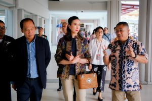 Jelang Libur Natal dan Tahun Baru, Menteri Pariwisata Pastikan Bandara Bali Siap Sambut Wisatawan