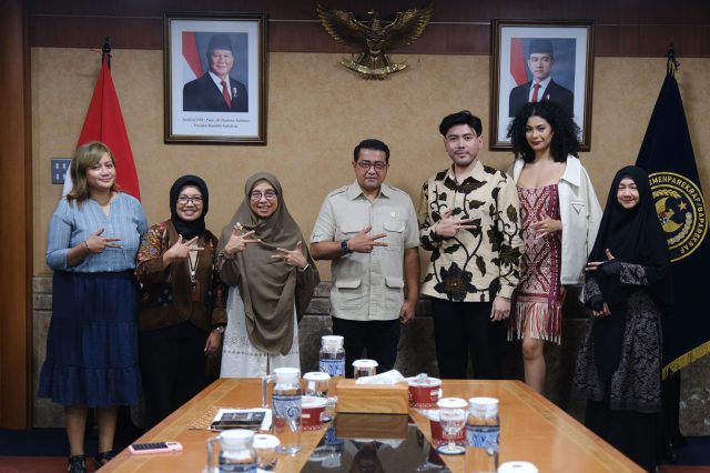 Kemenekraf Siap Dukung Partisipasi Indonesia di New York Fashion Week