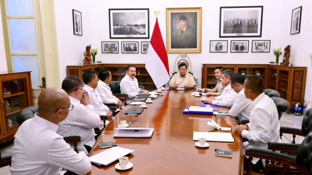 Presiden Prabowo Panggil Jaksa Agung dan Jajaran Jaksa Agung Muda Bahas Korupsi dan Perizinan Ilegal