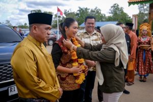 Wamenpar Dorong Penguatan Fasilitas Destinasi Gurun Pasir Busung Bintan