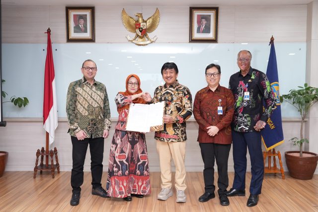 Langkah Strategis untuk Meningkatkan Keselamatan dan Efisiensi Penerbangan Fungsi Publikasi, Penyimpanan dan Distribusi Informasi Aeronautika Resmi Dialihkan