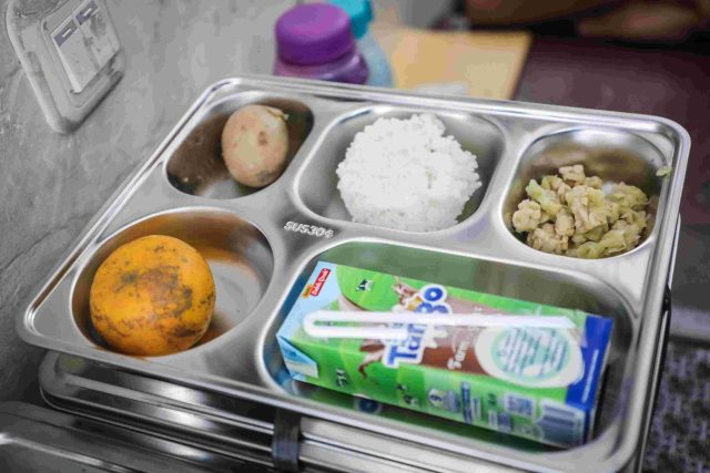 Program Makan Bergizi Gratis untuk Anak Sekolah di Jakarta Dimulai Besok