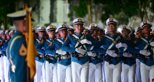 Presiden Prabowo Saksikan Defile Pasukan di Akmil Magelang, Tampilkan Kedisplinan dan Kebersamaan TNI-Polri